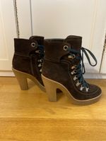 Stiefeletten im traditionellen Stil, von JFK,
