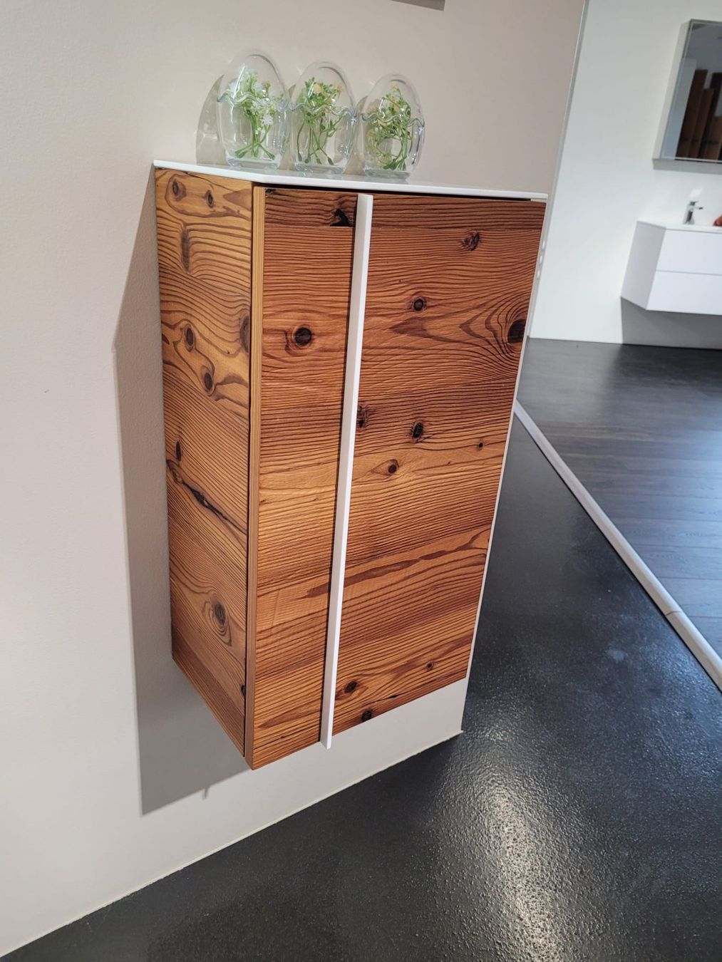Mobili per bagno: Badmöbel mit Waschtisch und Spiegel (Talsee) – Usato da St. Gallen venduto da hp.mueller_ag 4