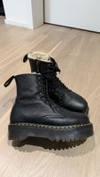 Original Dr. Martens Stiefel gefüttert schwarz - neuwertig