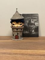 Pop Mart Hirono Shelter Figur Fort mit Karte neuwertig
