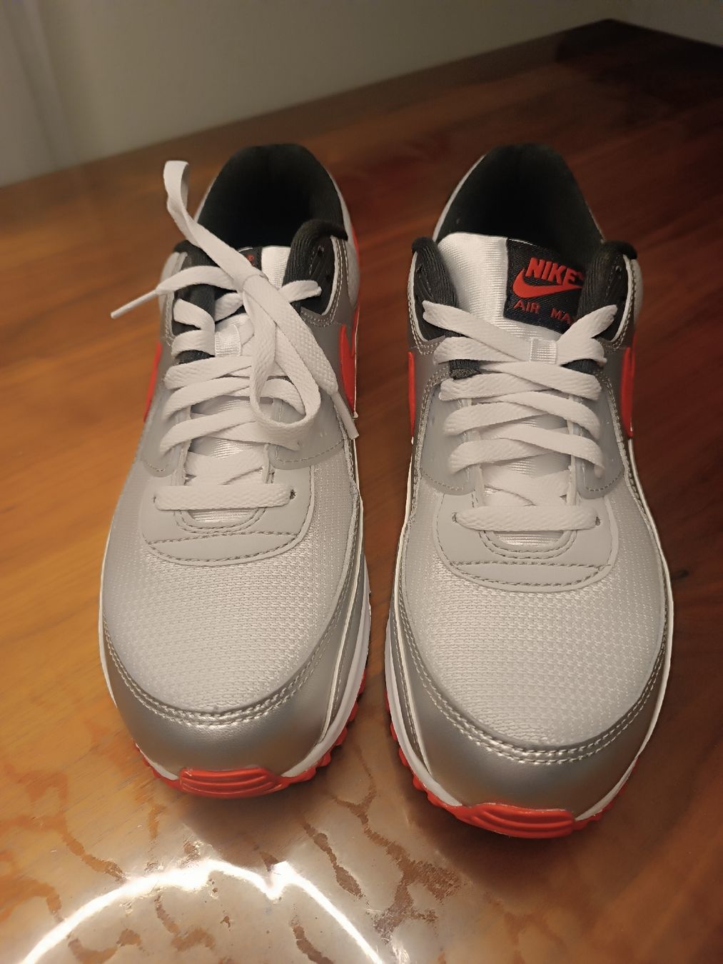 Scarpe da uomo: Nike Air Max Icons – Nuovo (secondo la descrizione) da Fraubrunnen venduto da Lileja 1
