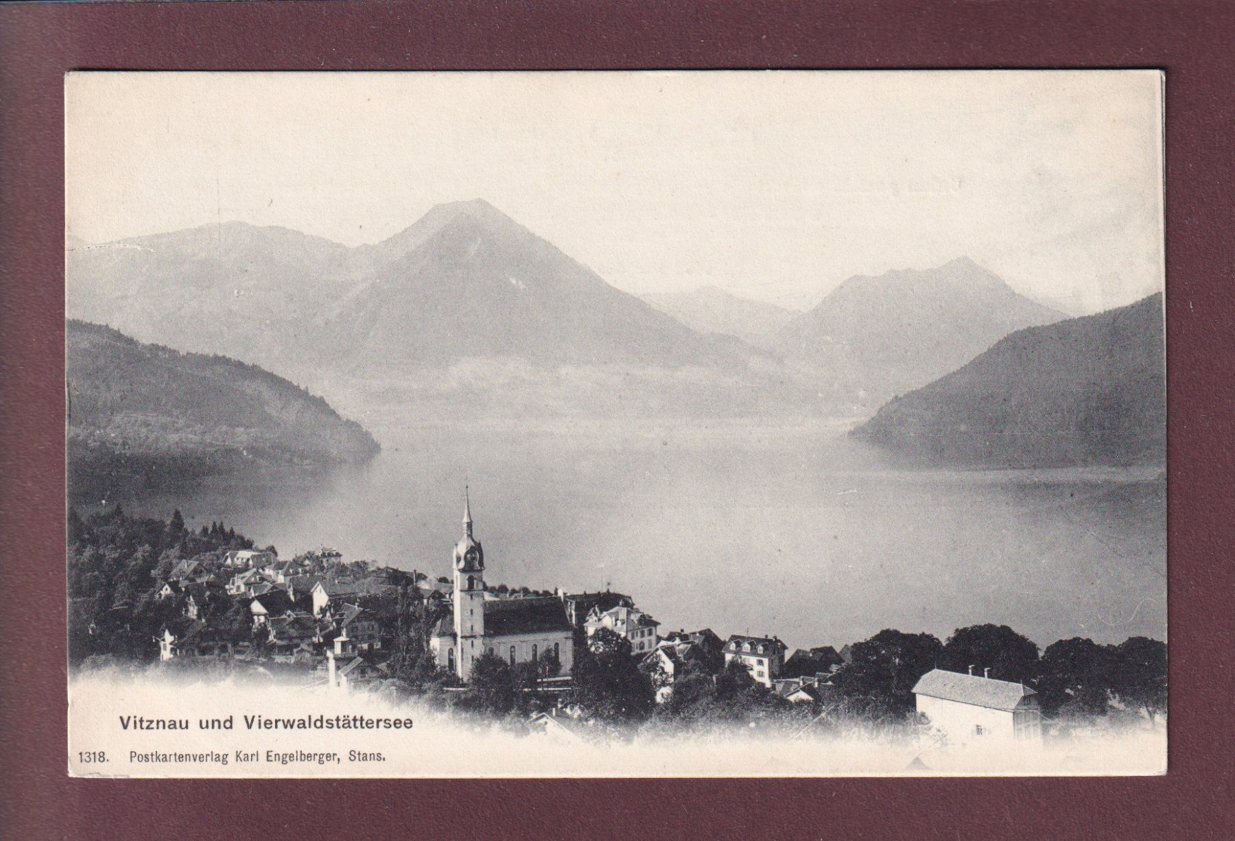 Cartoline postali: VITZNAU - Vierwaldstättersee – Usato da Pully venduto da nicecards