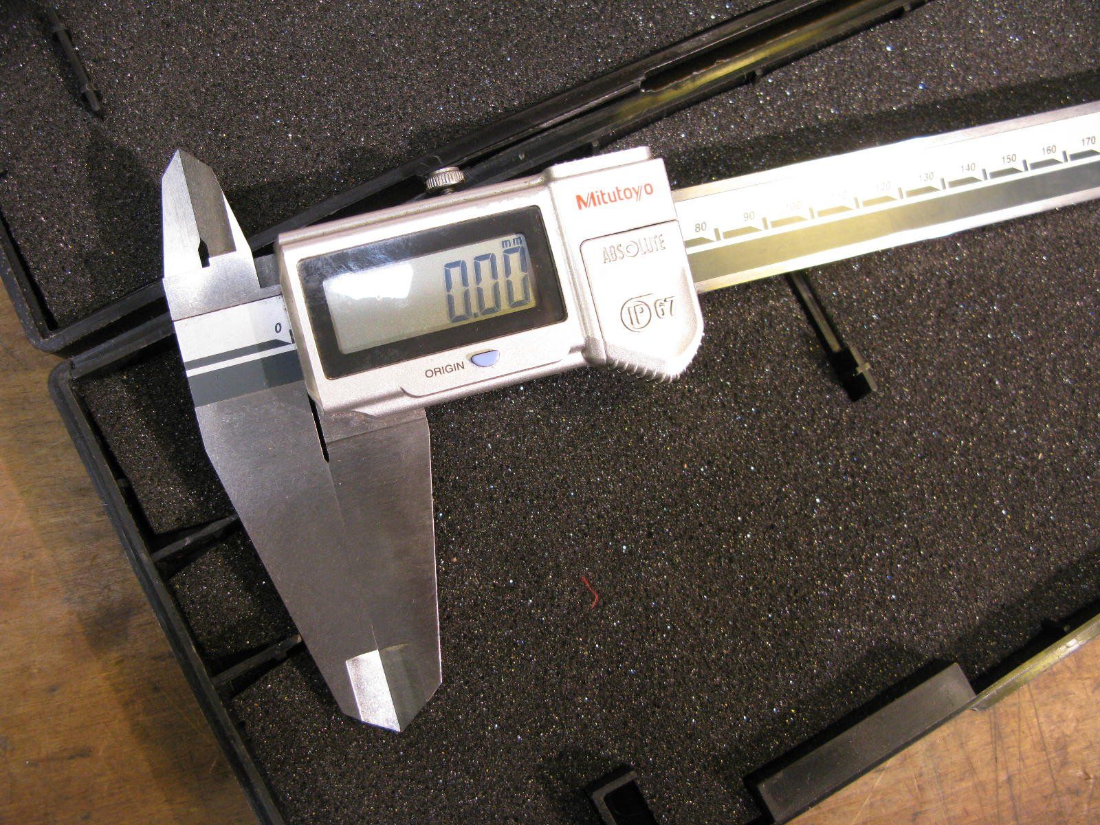 Mitutoyo Misurare: Mitutoyo Digital ABS Messschieber 0-300mm Coolant Proof – Usato da Zürich venduto da morez 8