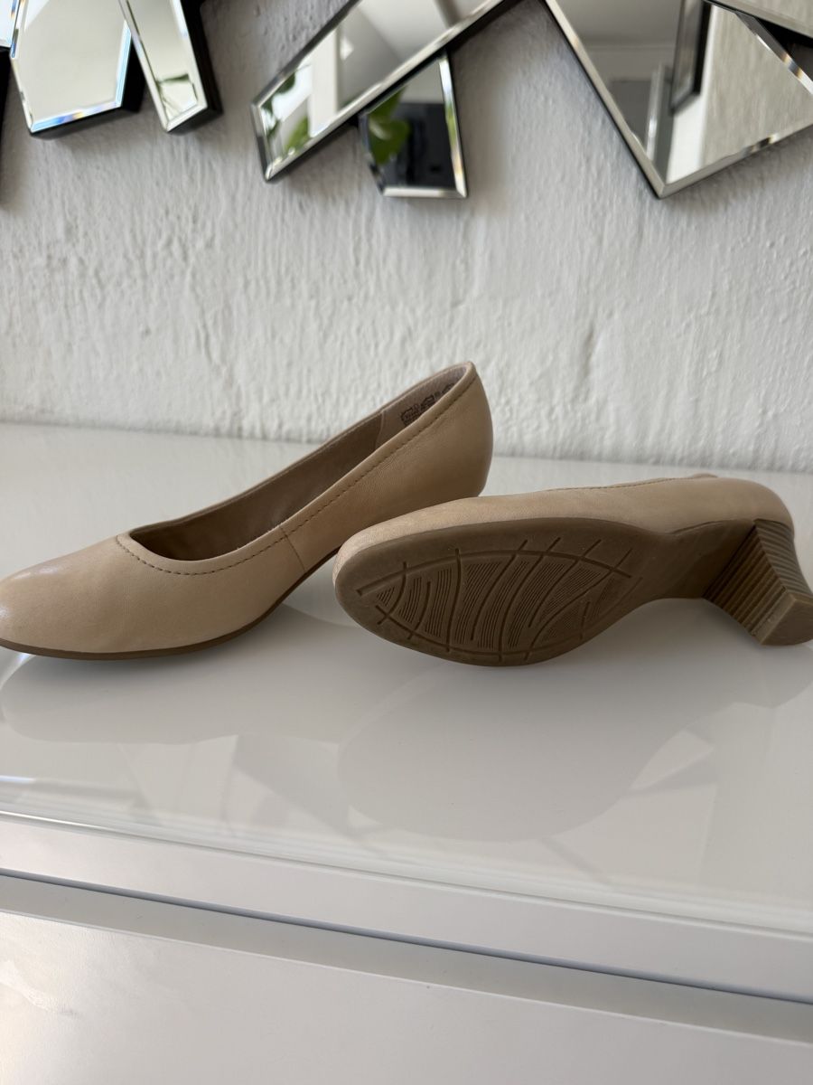 Jana Damenschuhe: Pumps Jana – Gebraucht aus Dürnten von Msturz 2