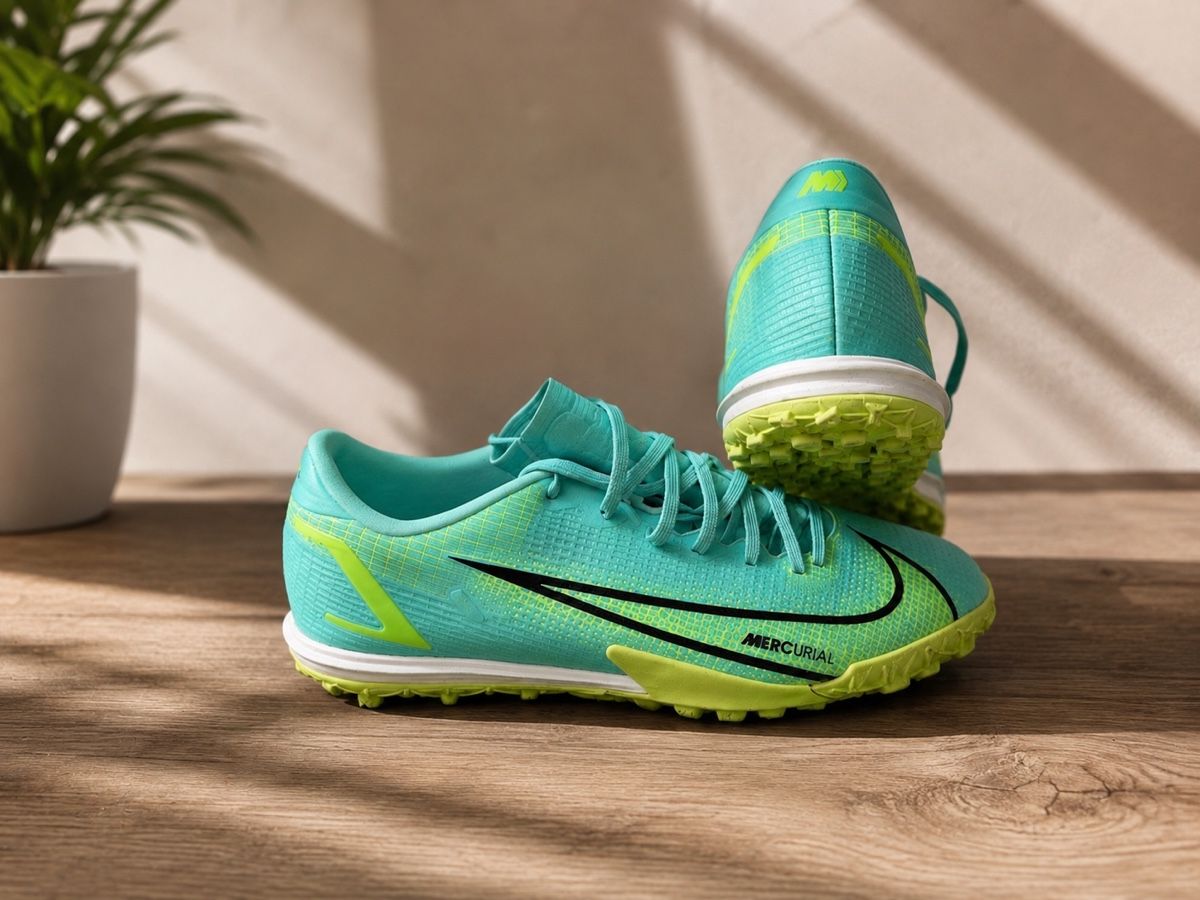 Nike Scarpe da uomo: Nike Mercurial Grösse 43  – Usato da Schaffhausen venduto da Katya_R