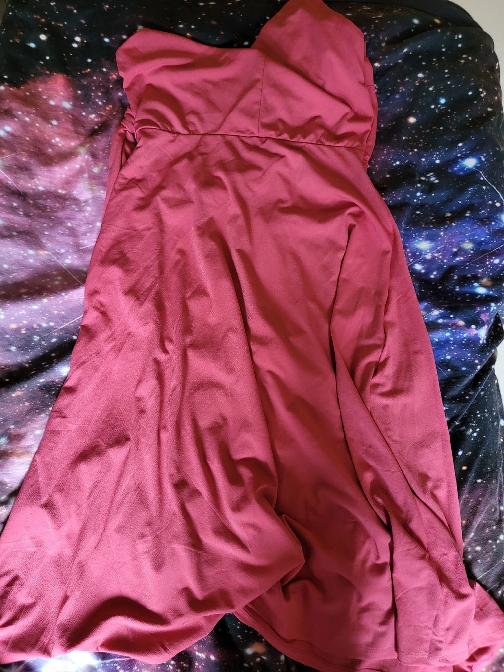 Vestiti: Pinkes Kleid – Usato da Lenk im Simmental venduto da banane50626 1