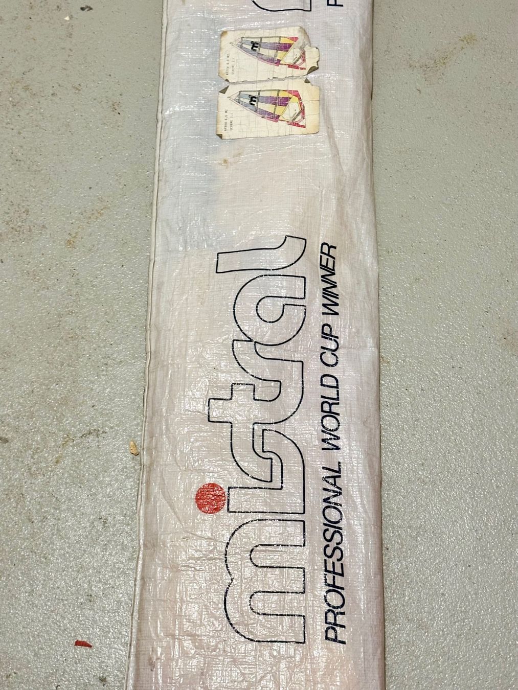 Mistral Surf: Windsurf Segel Mistral Arrow 6.0 – D'occasion à Zug par pzich 1