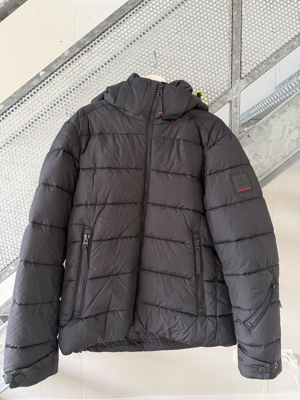 Bogner Giacche: Bogner Fire + Ice Steppjacke schwarz – Usato da Winterthur venduto da RS7HL