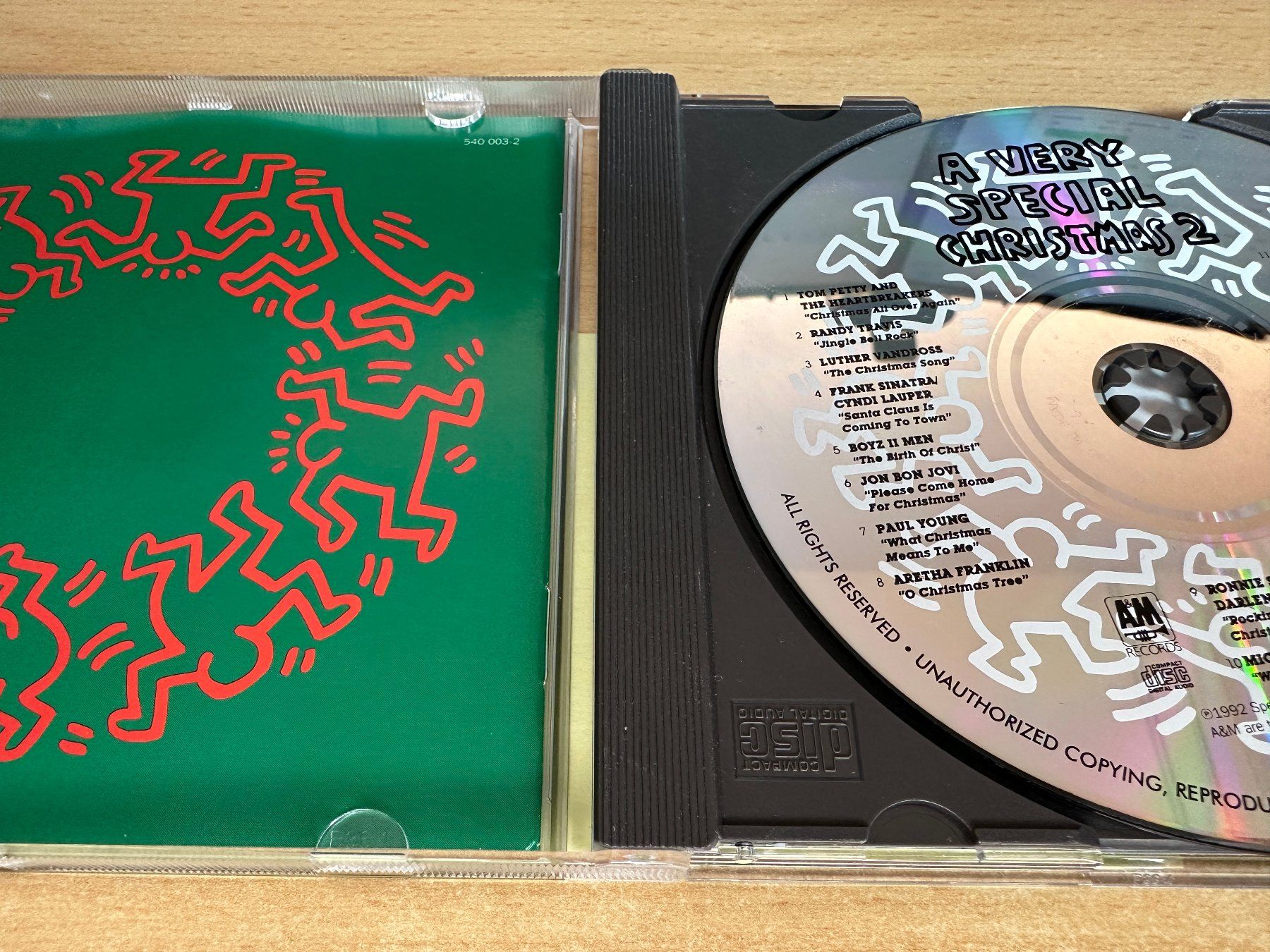 CD: A Very Special Christmas 2 – Usato da Rikon im Tösstal venduto da Alpenmutz 2