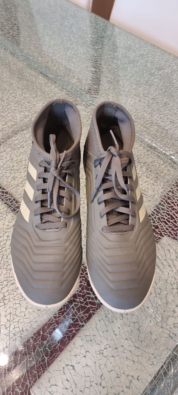 Adidas Herrenschuhe: Adidas Gr. 38 Predator – Gebraucht aus Luzern von Edii025 1