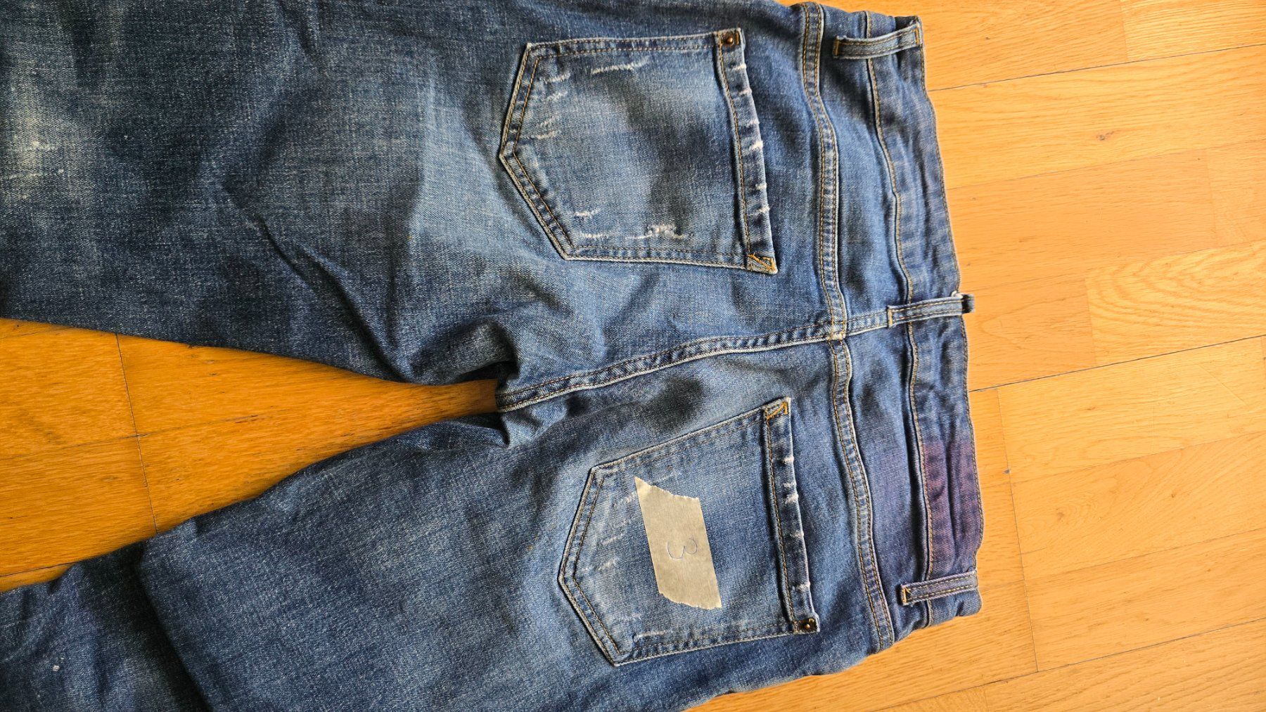 Dsquared2 Jeans: Dsquared2 Jeans – Gebraucht aus Emmenbrücke von meu_2j8p 4