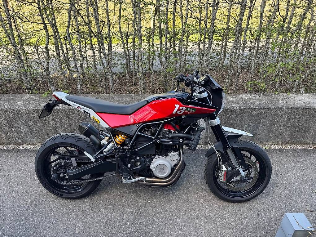 Husqvarna Strada: HUSQVARNA Nuda 900 R – Usato da Allmendingen b. BE venduto da iwc68