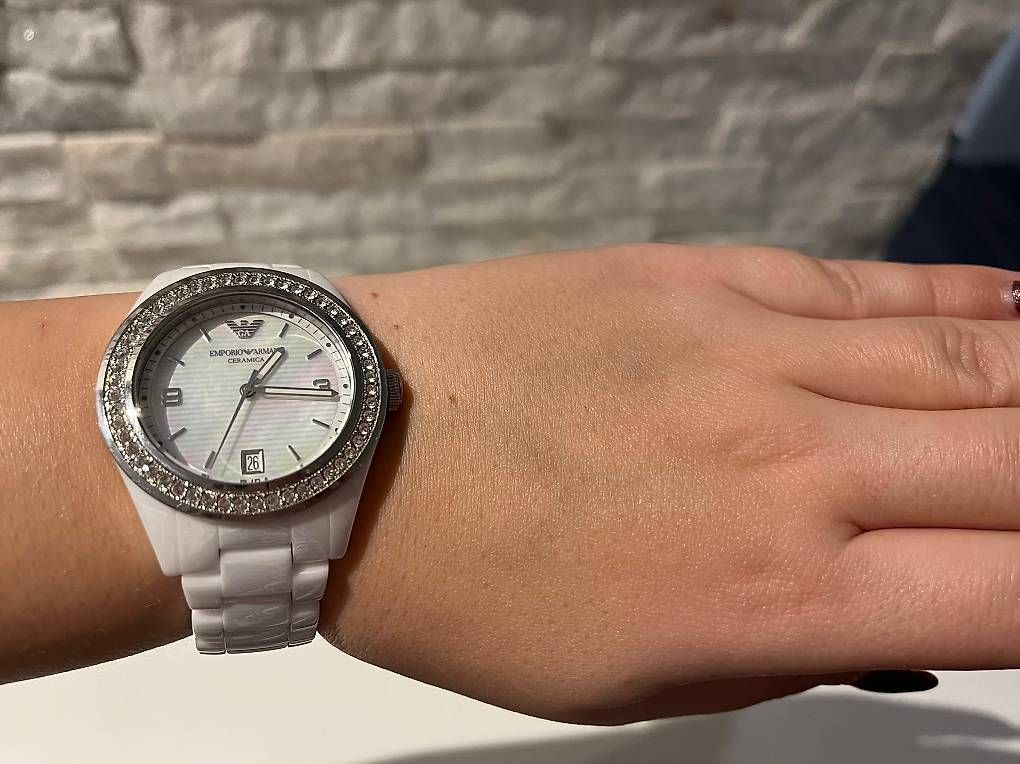 Armani Orologi: Armani Uhr – Usato da Bülach venduto da silvy14071990 2