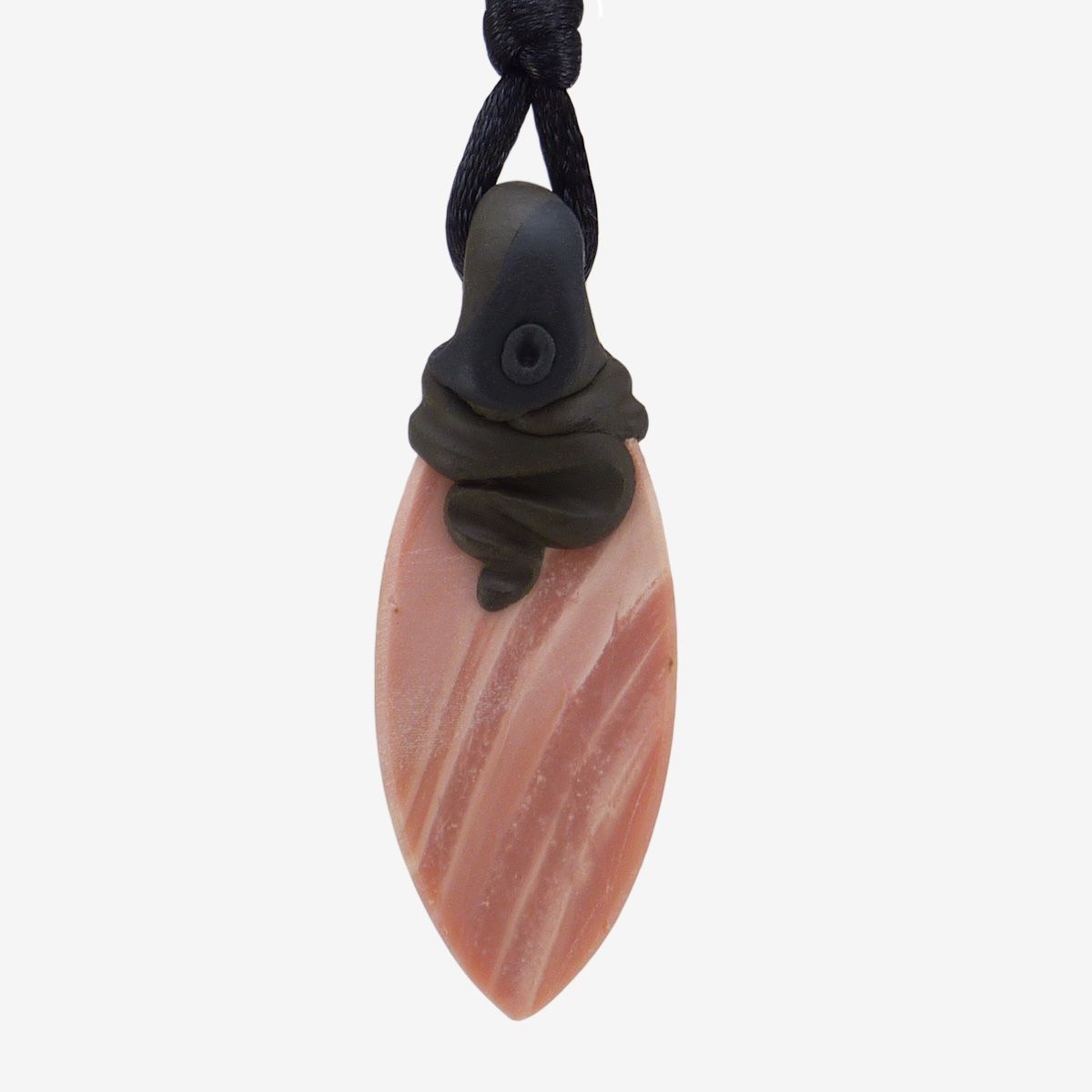Pietre preziose: Rosa Opal Steinanhänger (Pink Opal) mit eingefasstem Granat – Nuovo e nell'imballaggio originale da Meilen venduto da Kaleidoskopia 1