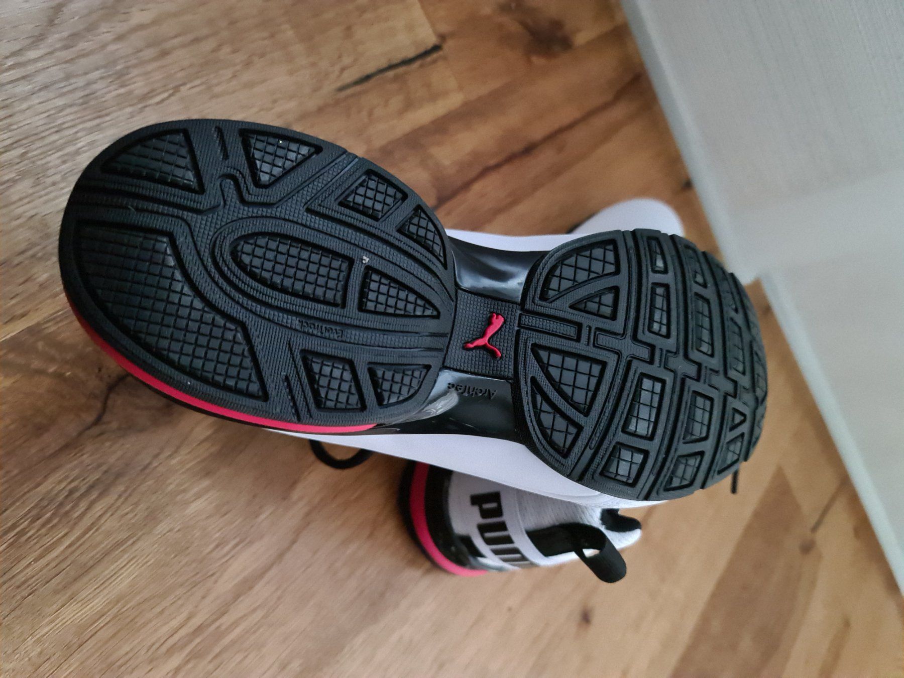 Puma Scarpe da uomo: Puma sneakers – Nuovo (secondo la descrizione) da Wittenbach venduto da Tigerlili 3