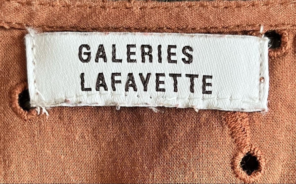 Tuniken: Robe tunique GALERIES LAFAYETTE – Gebraucht aus Lausanne von micou47 3