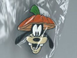 Goofy Pin