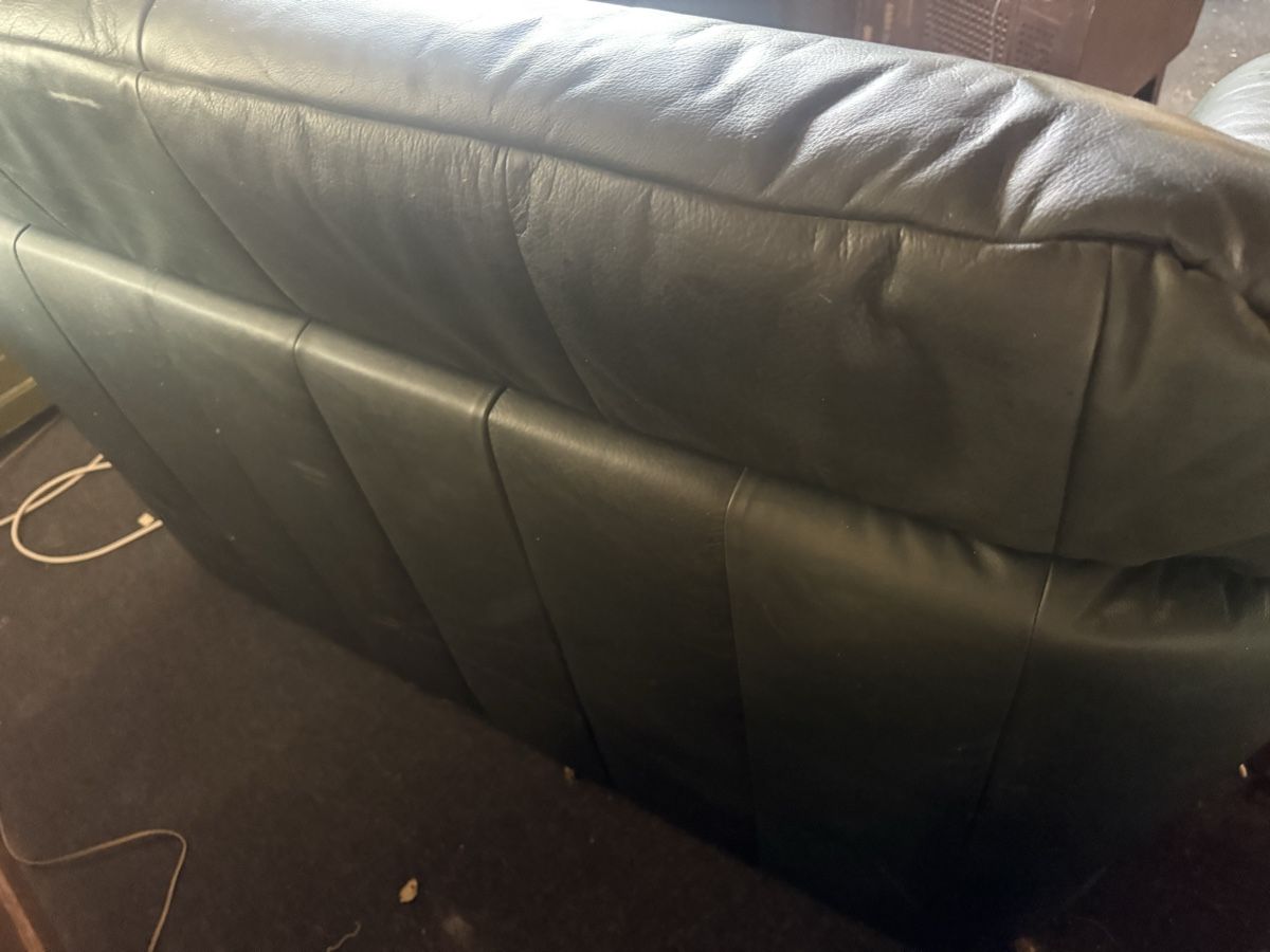 Sofas: Ledersofa – Gebraucht aus Horriwil von Carrera68 5
