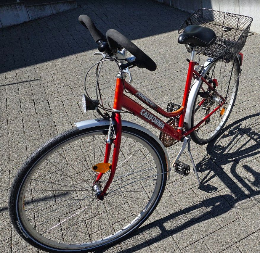 Velos: Damenfahrrad – Gebraucht aus Büren an der Aare von Krady 1