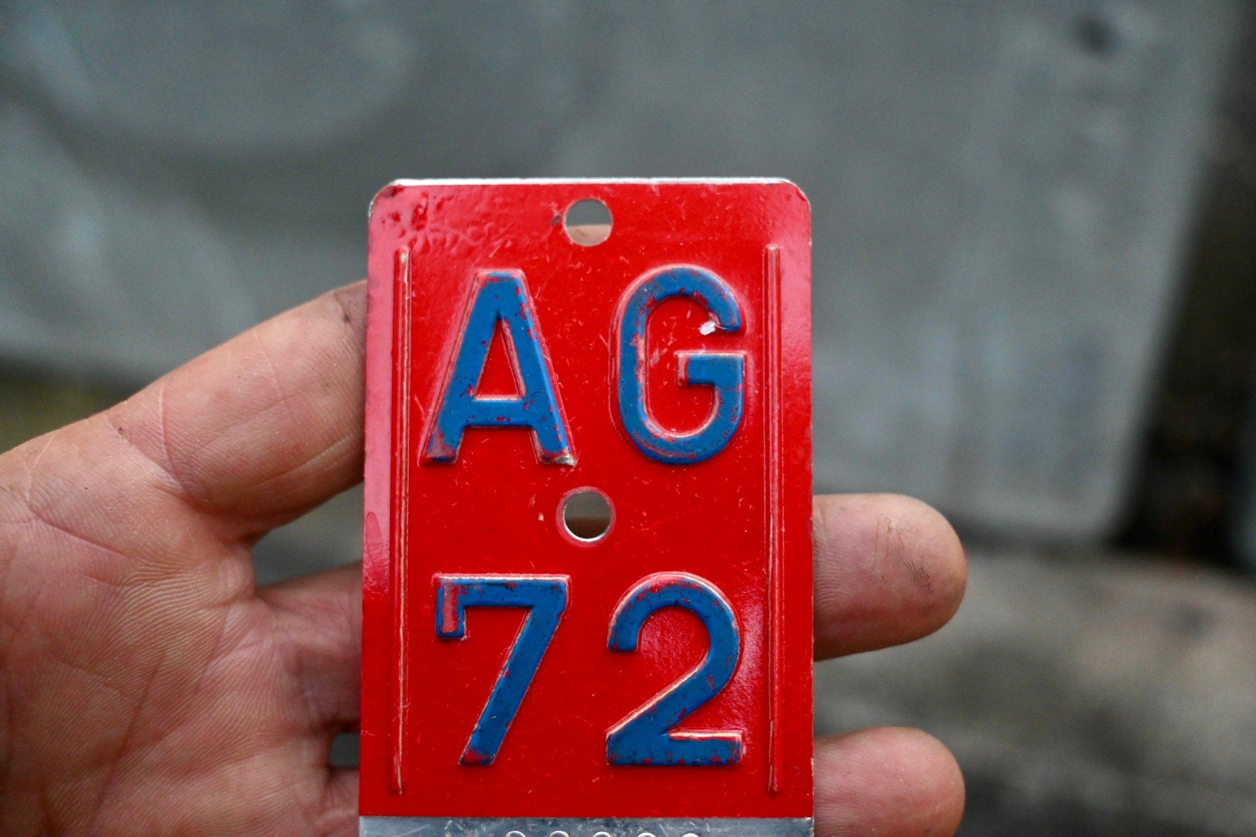 Insegne: Velonummer AG 72 von 1972 - Aargau – Usato da Pfaffhausen venduto da mono_rec 2