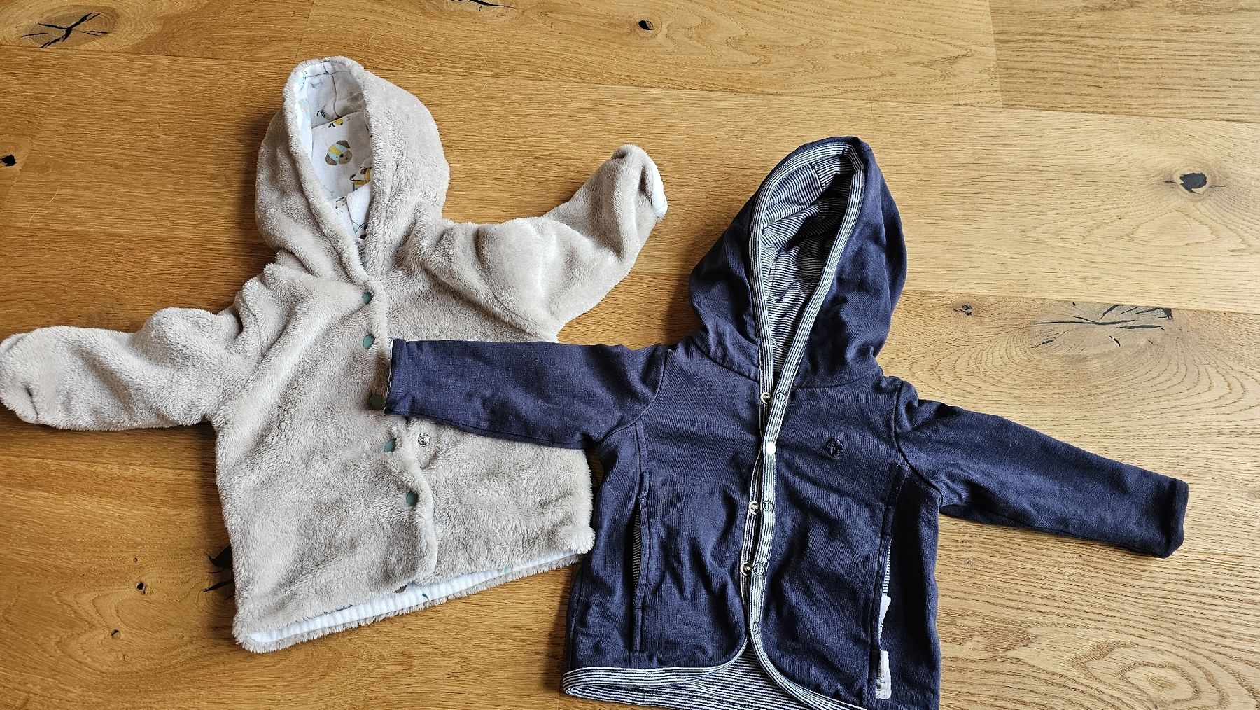 Giacche & Cappotti: 2 herzige Jacken Baby, Gr. 56 – Usato da Freienstein venduto da BobbyMia