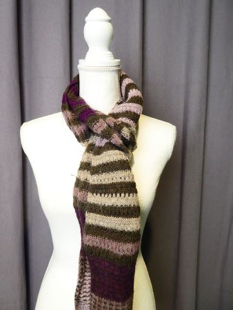 Handgestrickter Schal