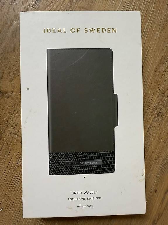 iDeal of Sweden Cover & Protezioni schermo: Neue Iphone hülle 12/12pro (wallet) – Usato da Dulliken venduto da jane_vonrohr