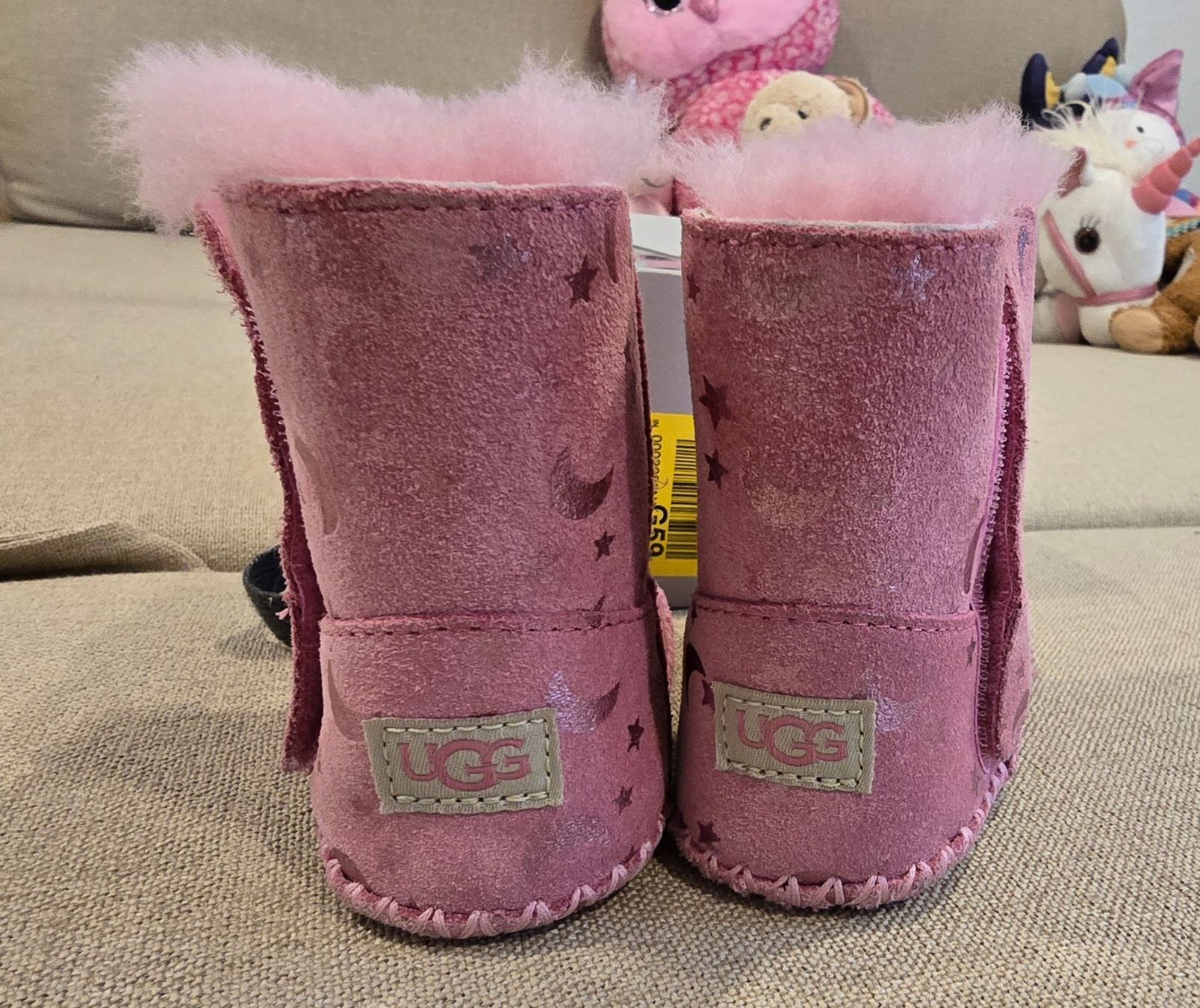 Ugg Scarpe per ragazzi: UGG Baby Schuhe-18 – Usato da Schlieren venduto da dan_8ypz 2