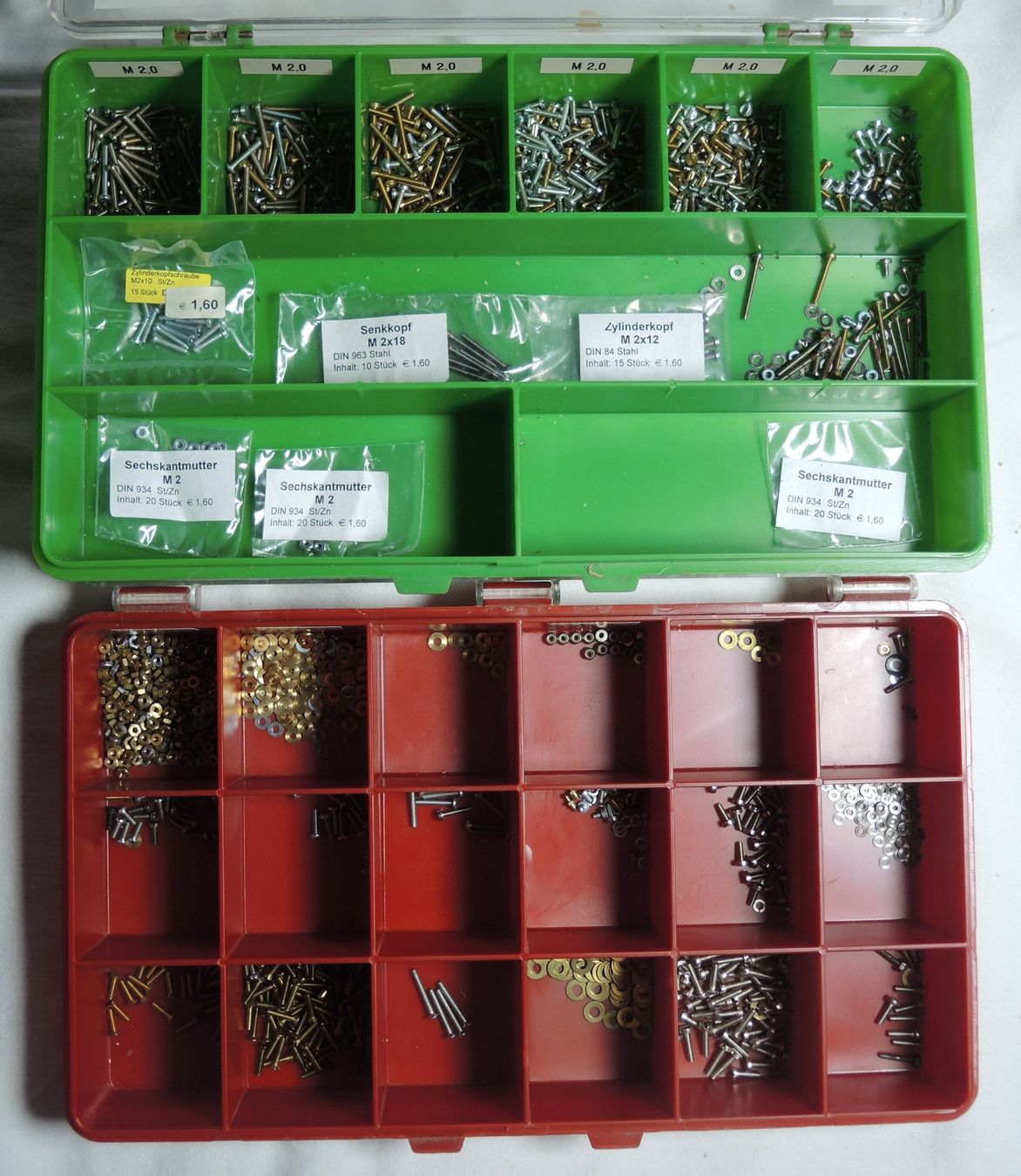 Tous les outils: Schrauben und Muttern Set – Neuf (Voir description) à Niederried b. Kallnach par hanatim 1