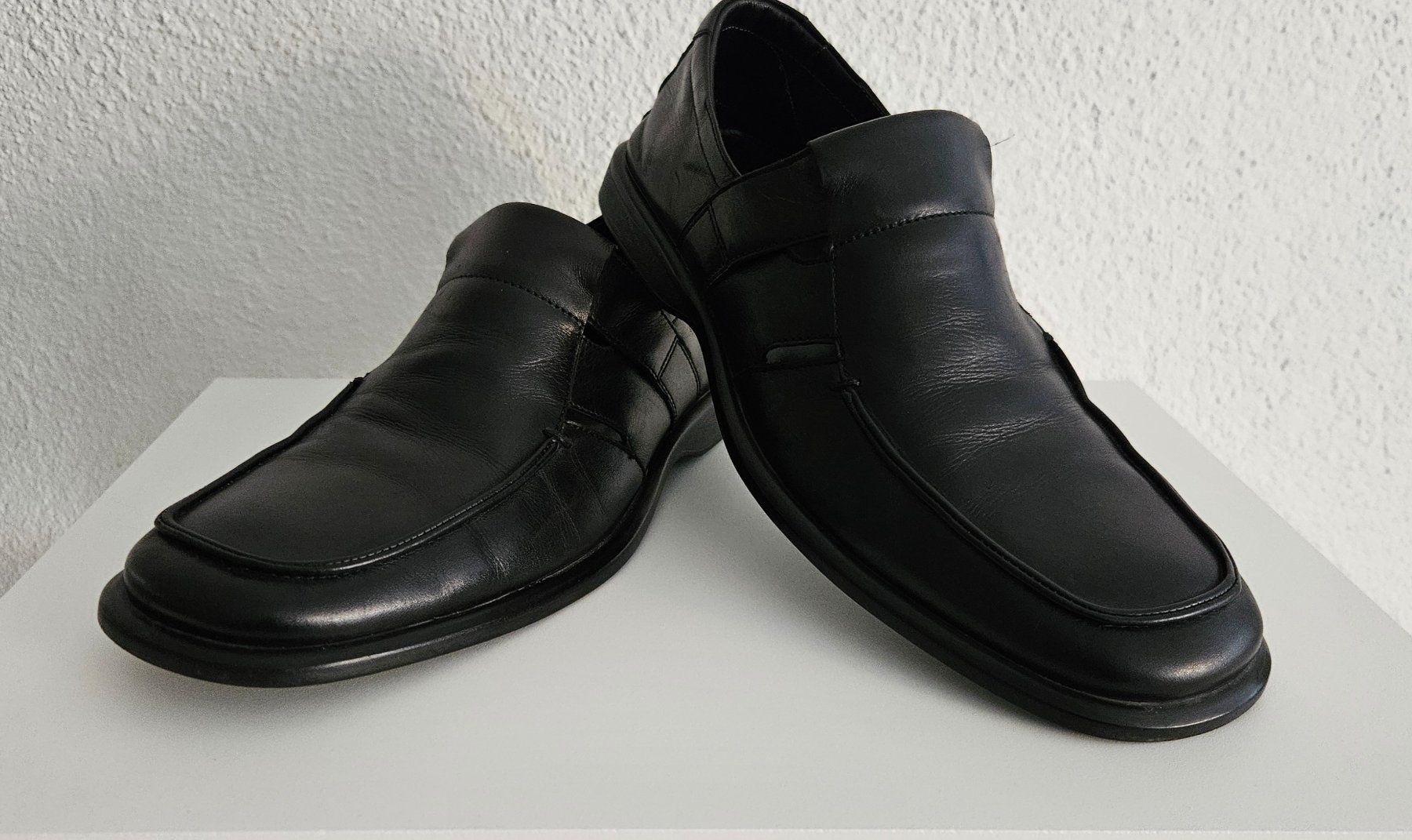 Herrenschuhe: Hugo Boss Lederschuh Grösse 7 / 41 – Neu (gemäss Beschreibung) aus Baar von Bigs1