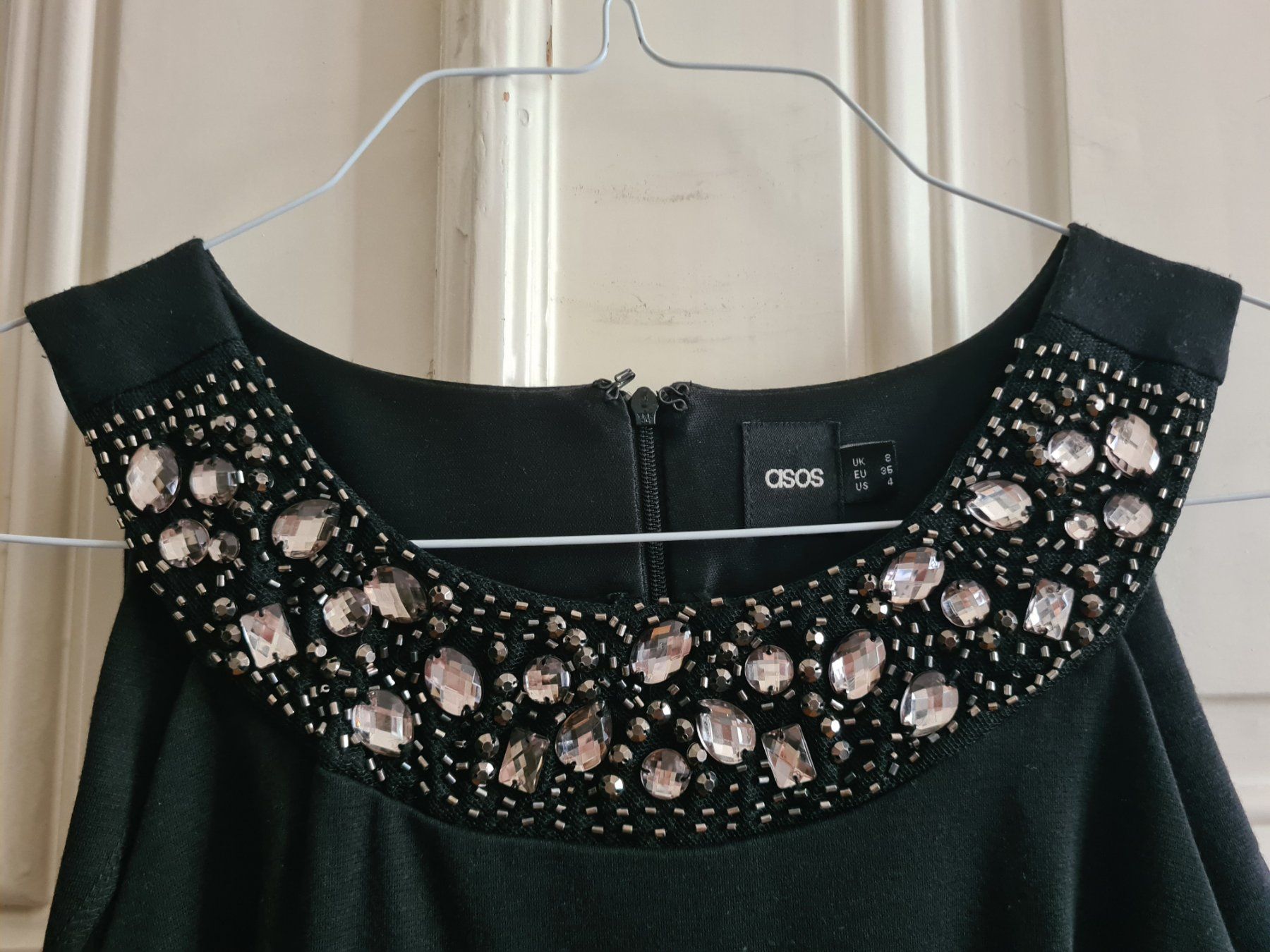 Asos Kleider: Sublime robe noire ASOS avec cristaux, T36 – Gebraucht aus Genève von Tresor305 4