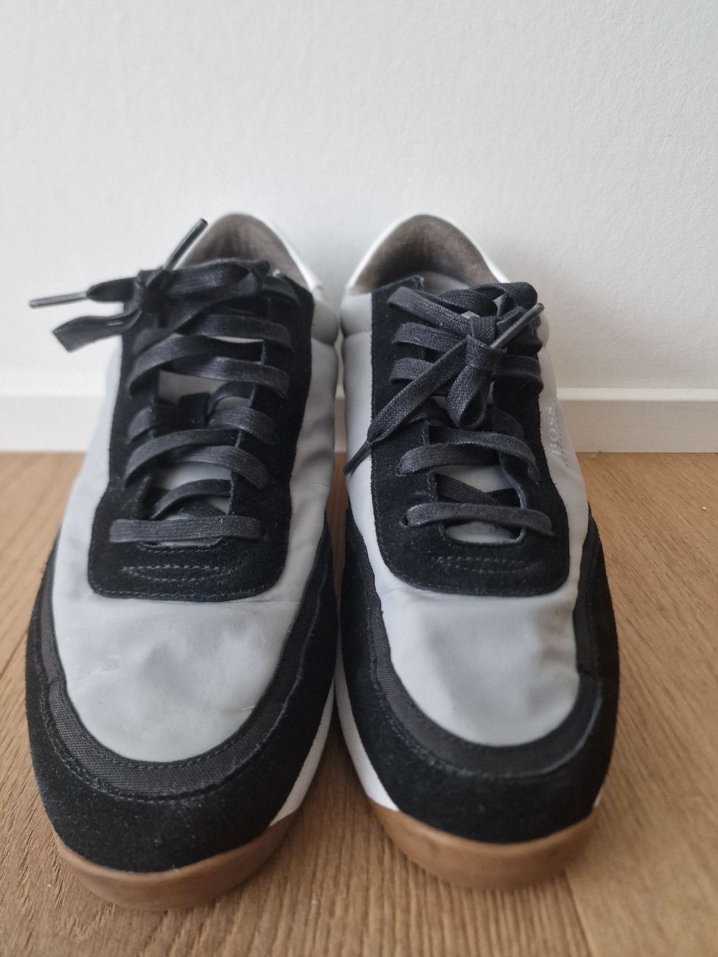 Hugo Boss Scarpe da uomo: HUGO BOSS Sneaker – Usato da Allenwinden venduto da Babo2 3