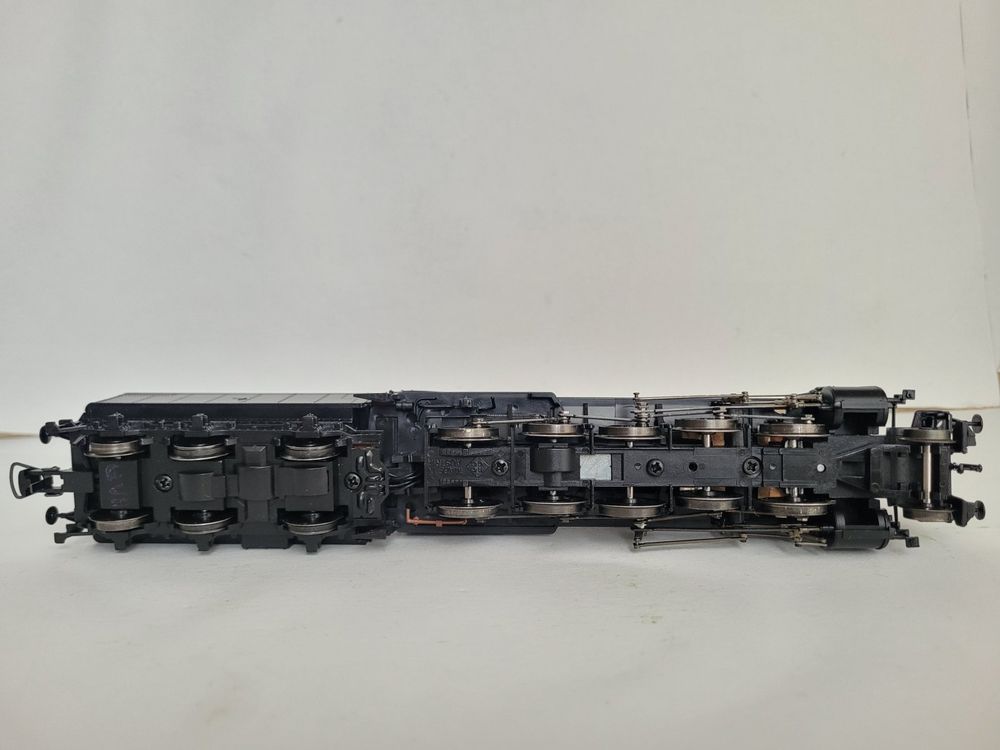 Locomotive ROCO 43335 C 5/6 SBB 2978 continu analogique 7