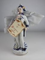 Porzellan Figur ICW 21 cm elegante Figur
