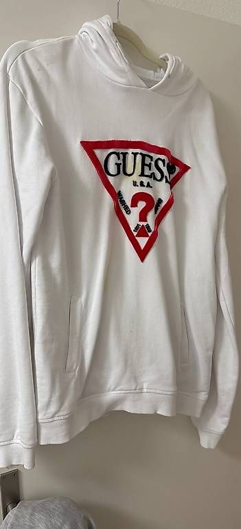 Pulls & Sweat-shirts: Guess Pulli – D'occasion à Bolligen par arg_v256