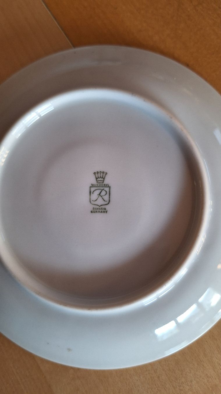 Tazze: 1Tasse und 1 Unterteller – Usato da Bönigen venduto da saft195619 1