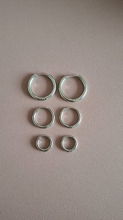 Ohrringe & -stecker: Icrush Edelstahl Creolen Set - silber – Neu und originalverpackt aus Rickenbach b. Wil von Kth_v8