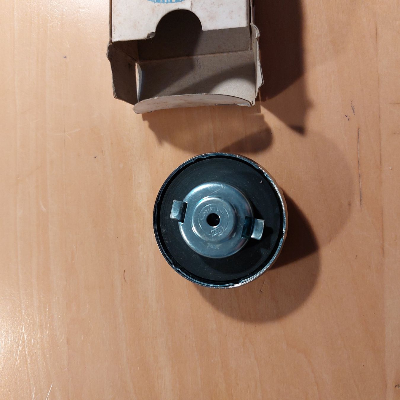 Accessori per altri veicoli: Tankdeckel "Typ CAWI",  Bajonetverschluss, verchromt – Usato da Lupfig venduto da Robob2 1
