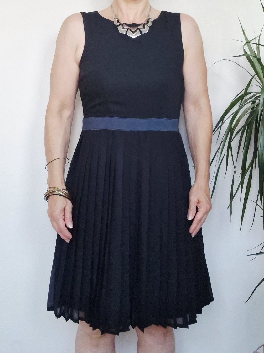 H&M Vestiti: Damen Kleid H&M Gr. 36 S Schwarz – Usato da Hallau venduto da CHACLA 1