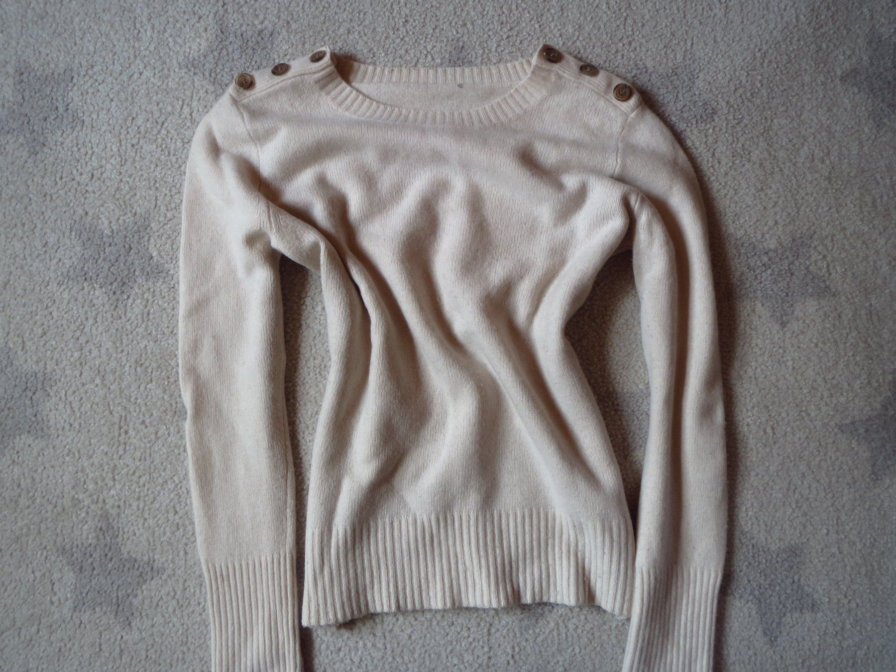Maglioni & Felpe: stylischer Damen Woll Pullover – Usato da Kiental venduto da Anna8702 1