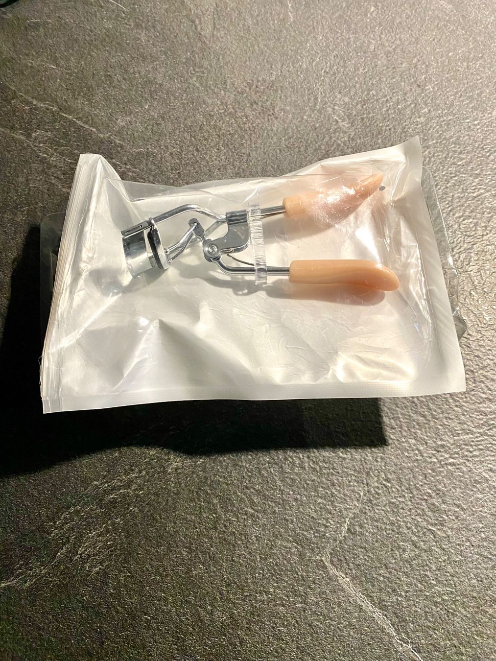 Soins du visage: Professionelle Wimpernzange – Neuf (Voir description) à Lugano par dir_5287 1