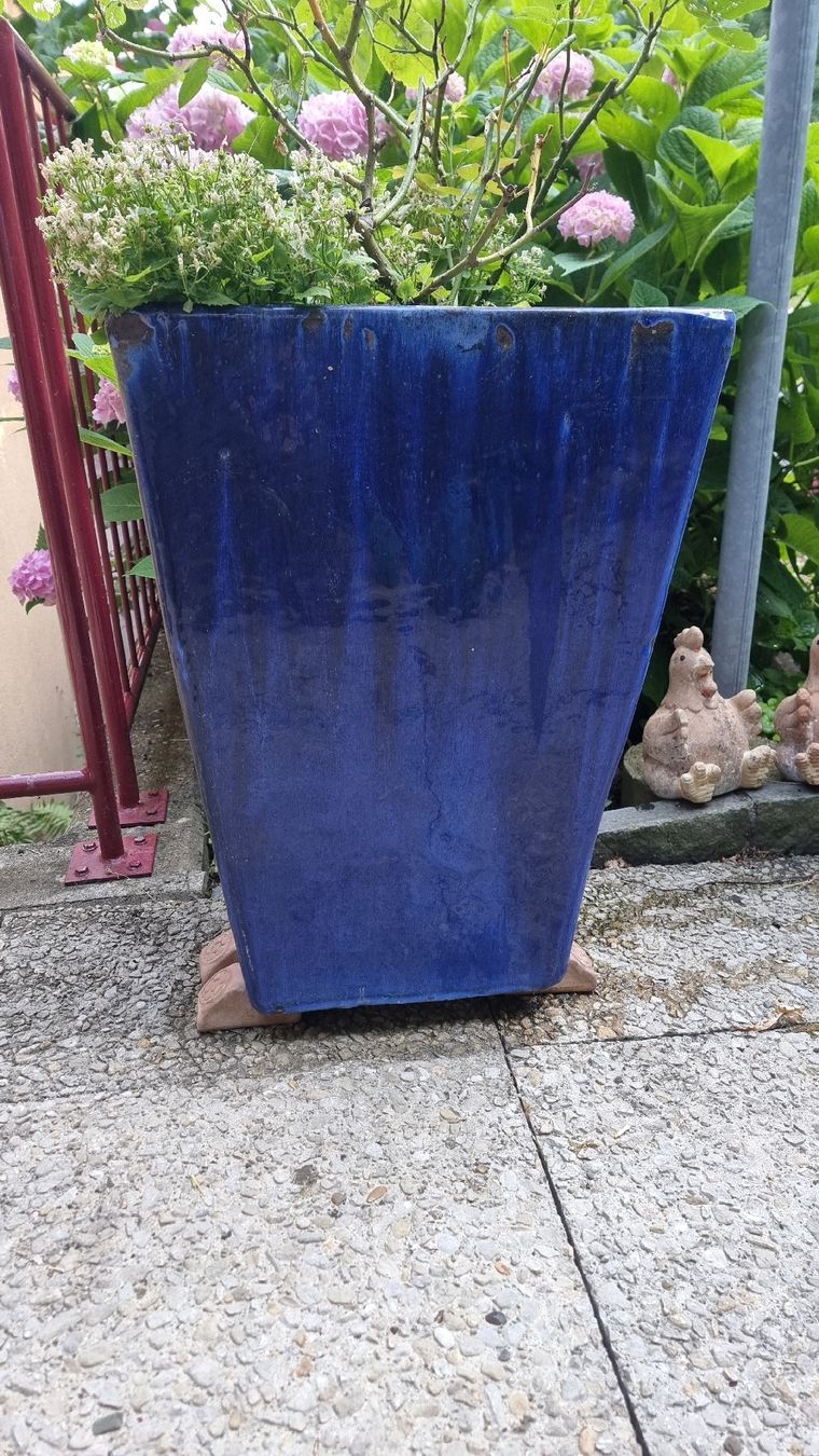 Vasi per fiori: Keramiktopf dunkelblau – Usato da Twann venduto da MW51 1