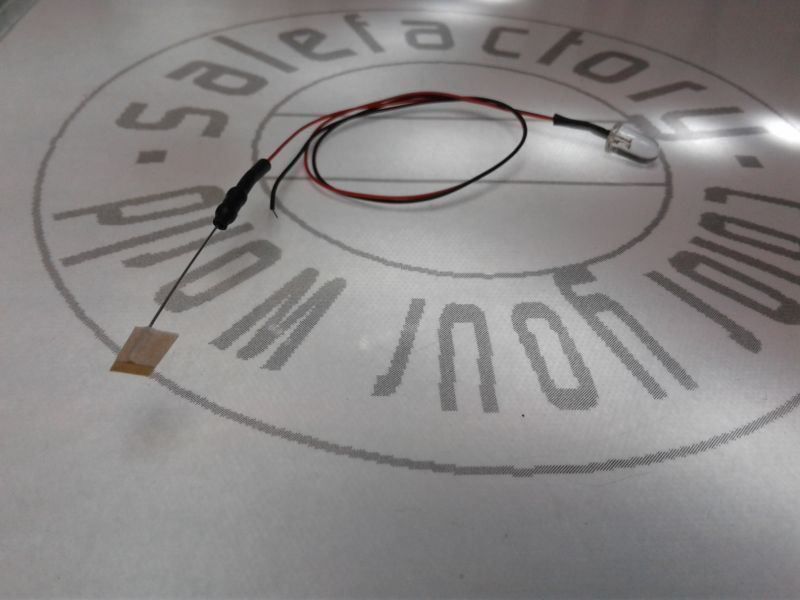 Componenti elettronici: LED 5mm verkabelt, 12V DC, kaltweiss – Nuovo (secondo la descrizione) da Luzern venduto da Salefactory 2
