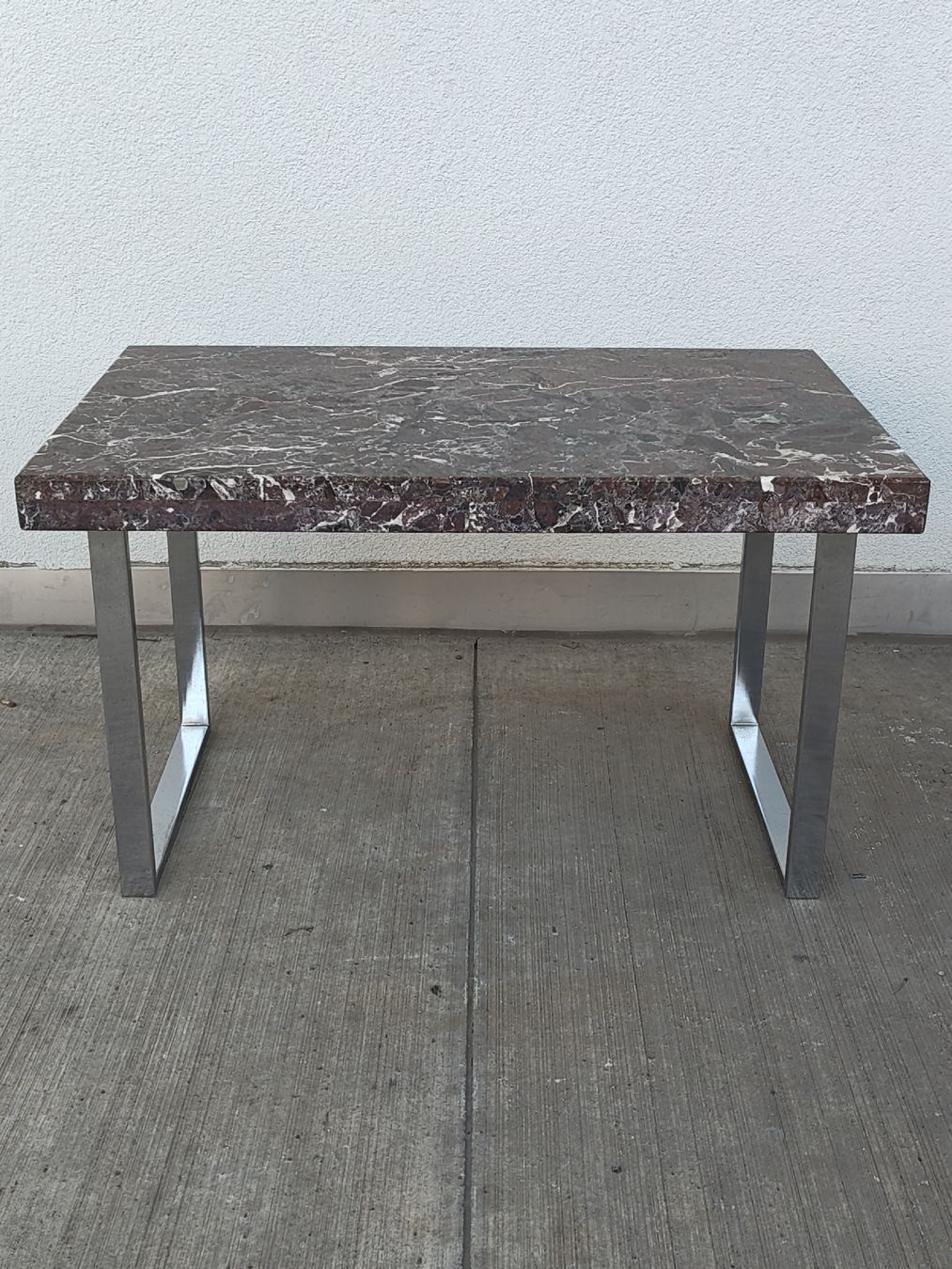 Tavoli: echter Hingucker Marmor Tisch – Usato da Menziken venduto da Dragon-Fuchur
