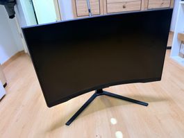 Samsung Odyssey G6 Curved 32“