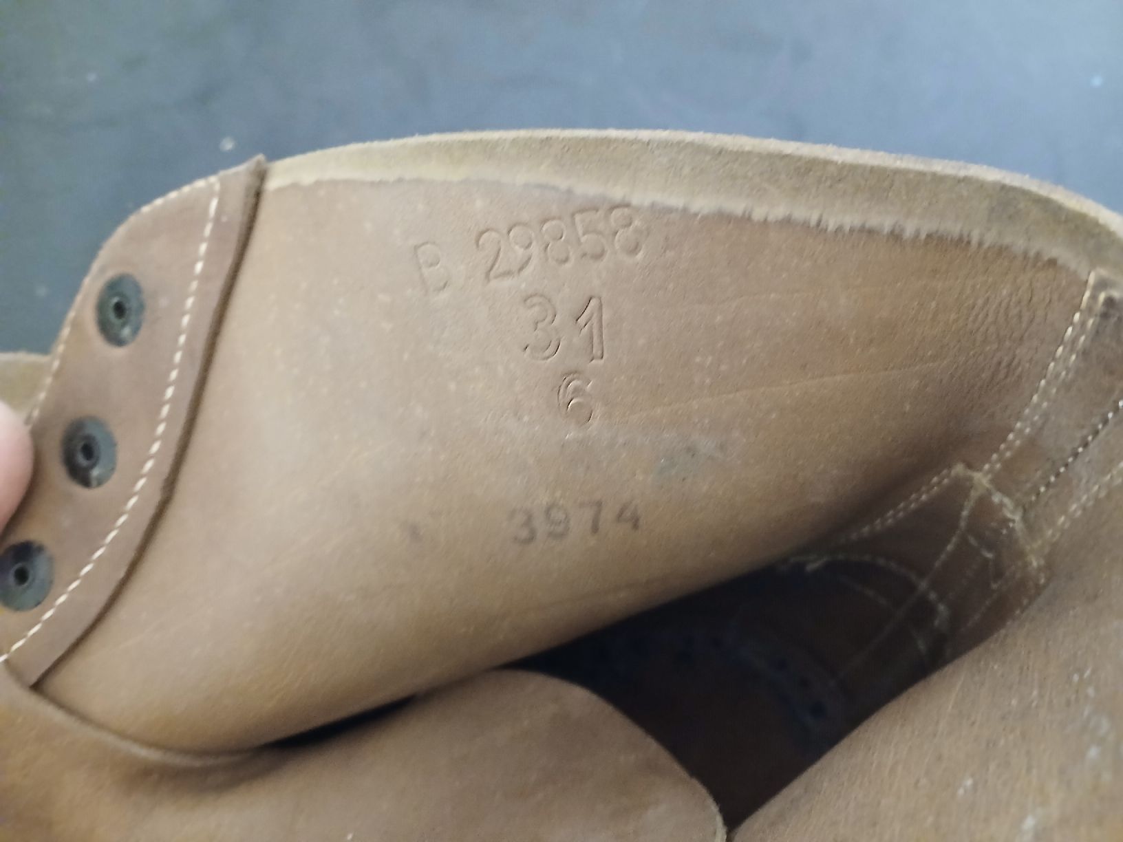 Schweizer Armee Herrenschuhe: Militär Nagelschuh – Gebraucht aus Rüdtligen von winunan 3