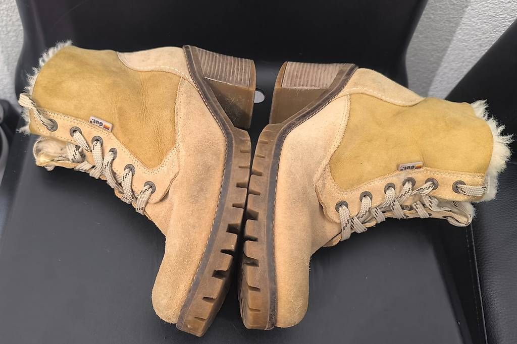 Damenschuhe: Gut. Winterstiefel/Boots  Damen, Gr. 39 – Gebraucht aus Pully von shulgin788 2