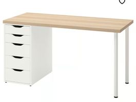 Schreibtisch mit Schubladen