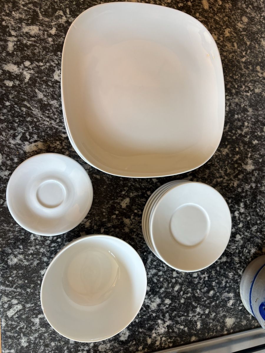 Ikea Set di piatti: Diverses Geschirr – Usato da Zürich venduto da fat_89 3