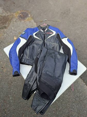 IXS Lederoutfit Jacke 42 und Hose48 +Innenjacke